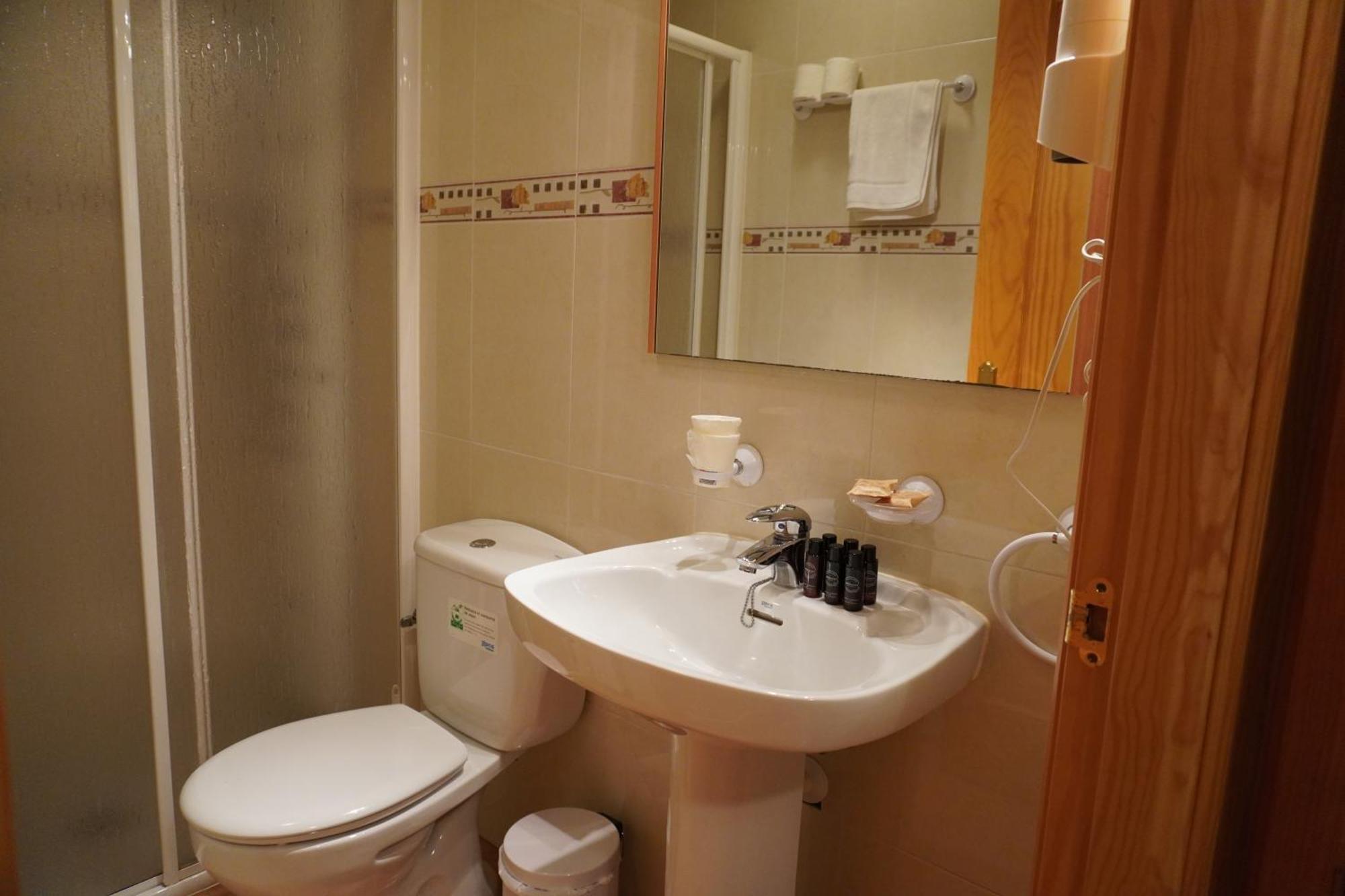 Apartamentos Casa Domenc Aren Extérieur photo